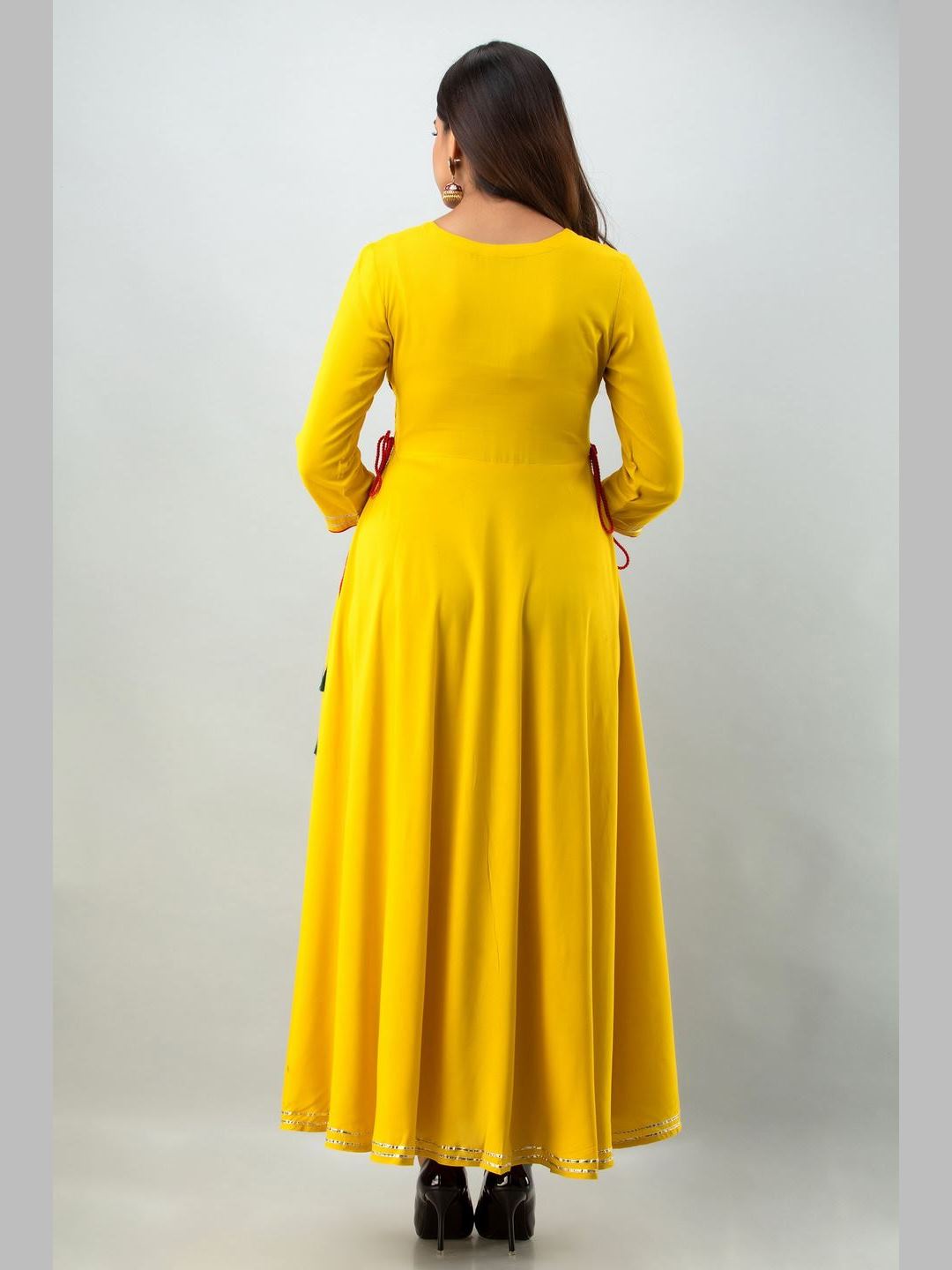 Rayon Embroidered 3/4 Sleeve Straight Round Neck Calf Length Kurta (Preorder)