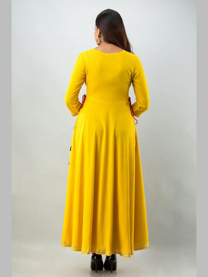 Rayon Embroidered 3/4 Sleeve Straight Round Neck Calf Length Kurta (Preorder)