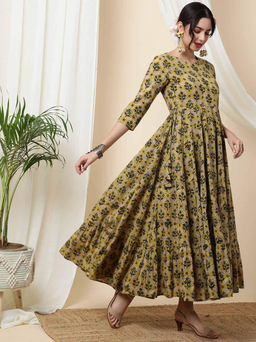 Cotton  Calf Length Printed  3/4 Sleeve Round Neck Kurta