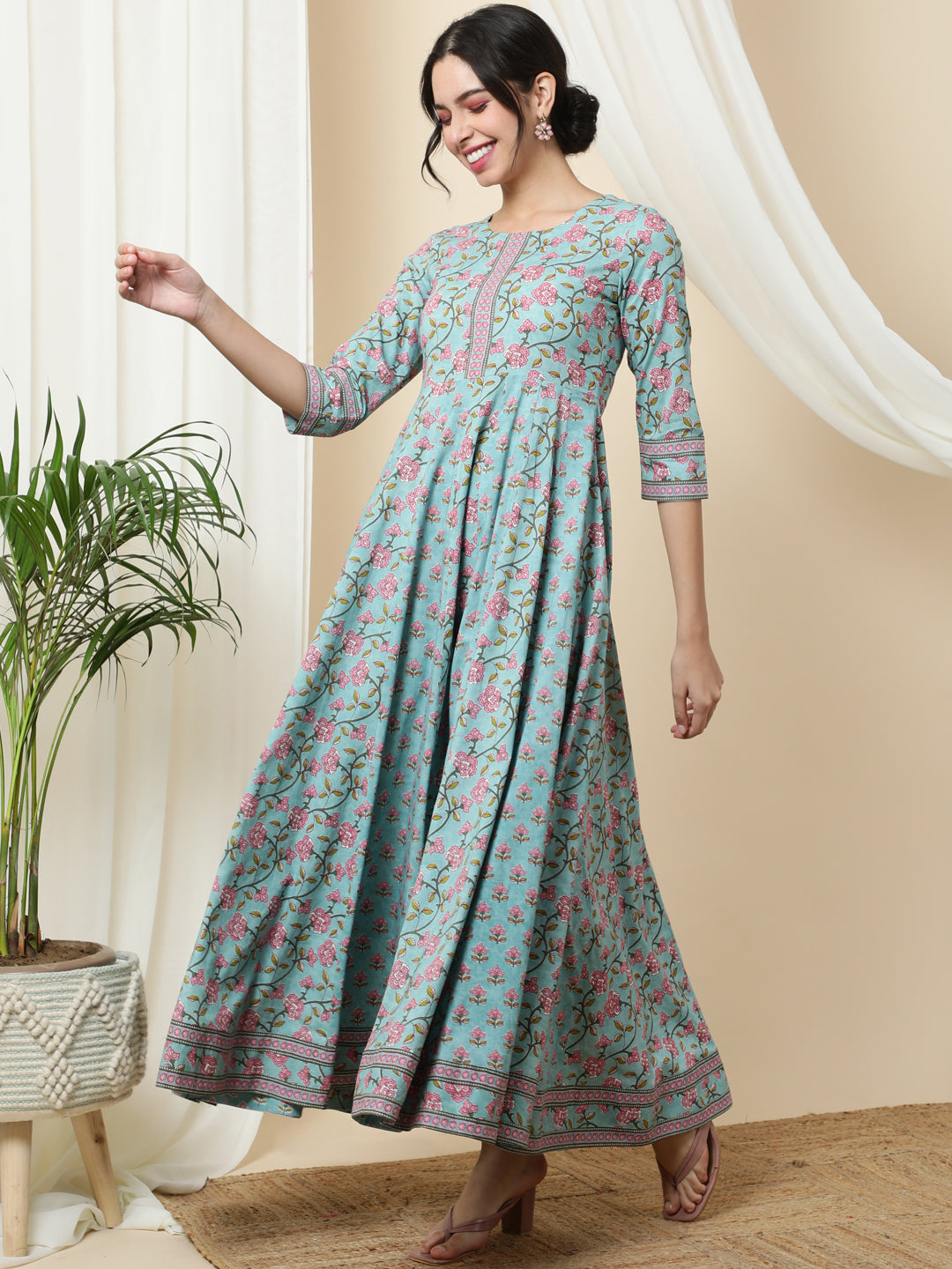 Cotton  Ankle Length Printed  3/4 Sleeve Round Neck Kurta