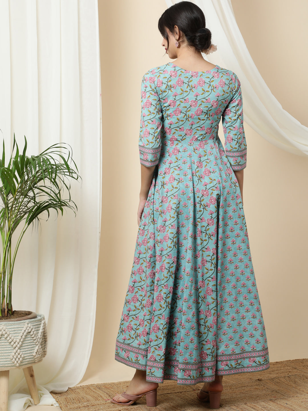 Cotton  Ankle Length Printed  3/4 Sleeve Round Neck Kurta