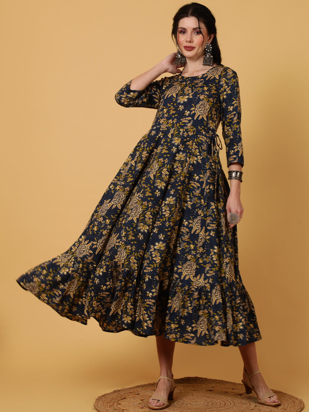 Rayon  Ankle Length Length Printed Flared 3/4 Sleeves Round Kurta