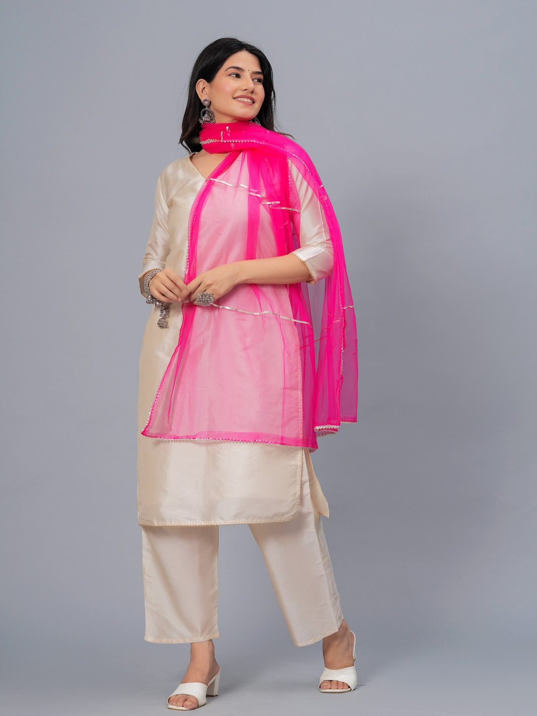 Solid & Embellished Net Dupatta