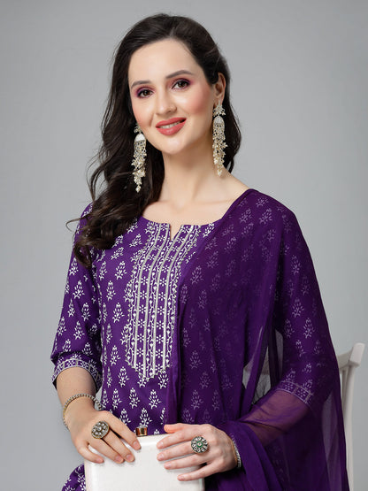 Floral Printed Rayon Straight Kurta Pant Dupatta Set (Pre-Order)