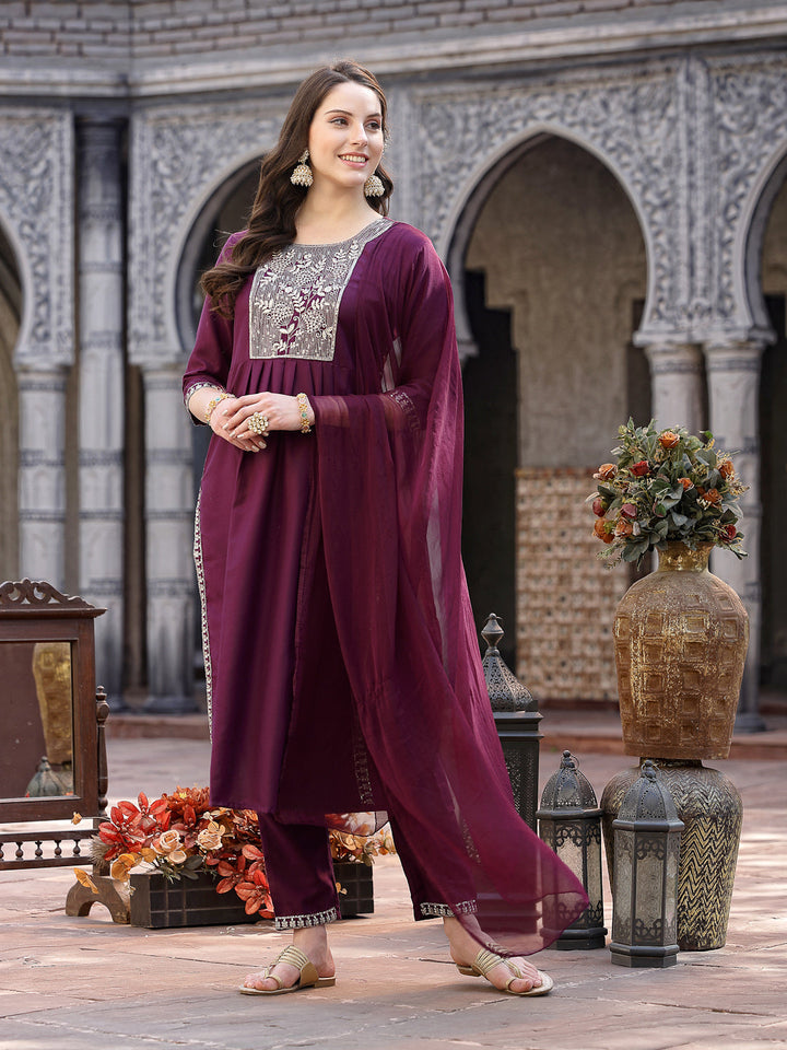 Solid &amp; Embroidered Cotton Blend Naira Cut Kurta Pant Dupatta Set