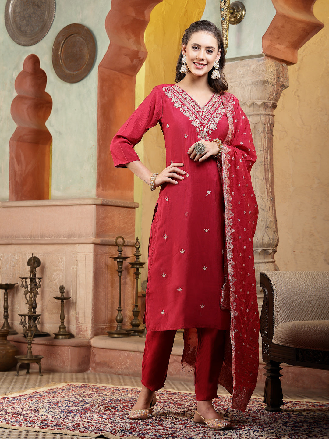 Pink Solid &amp; Embroidered Silk Blend Straight Kurta Pant Dupatta Set