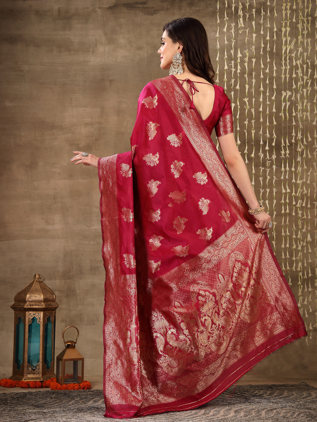 Ethnic Motifs Woven Design Zari Silk Blend Banarasi Saree