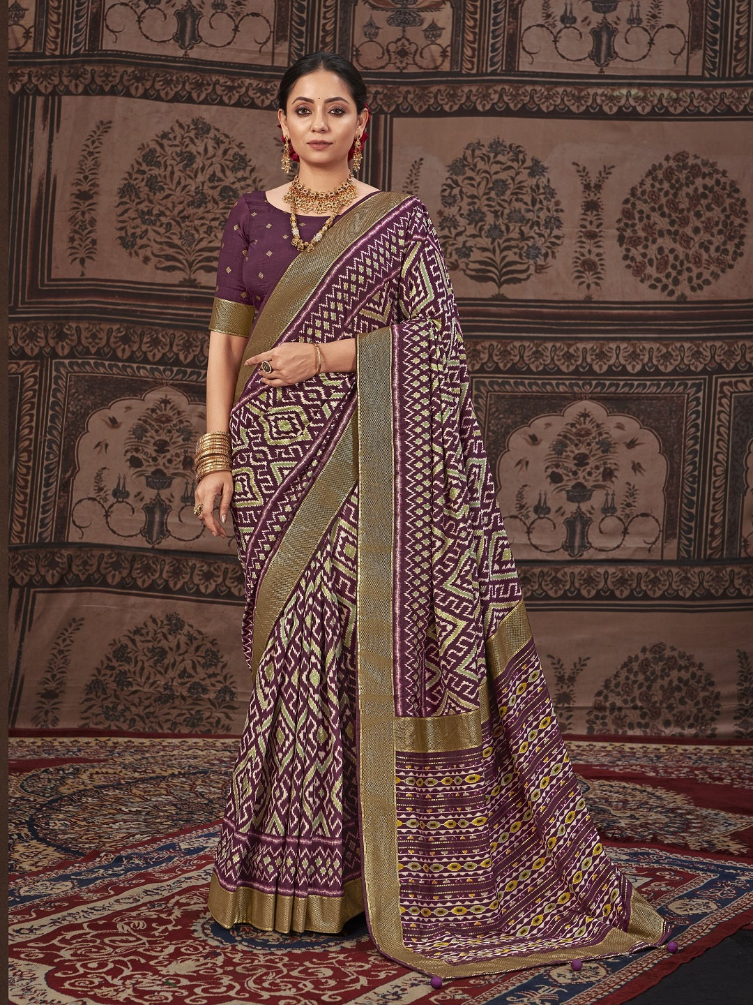 Geometric Printed Zari Border Silk Saree