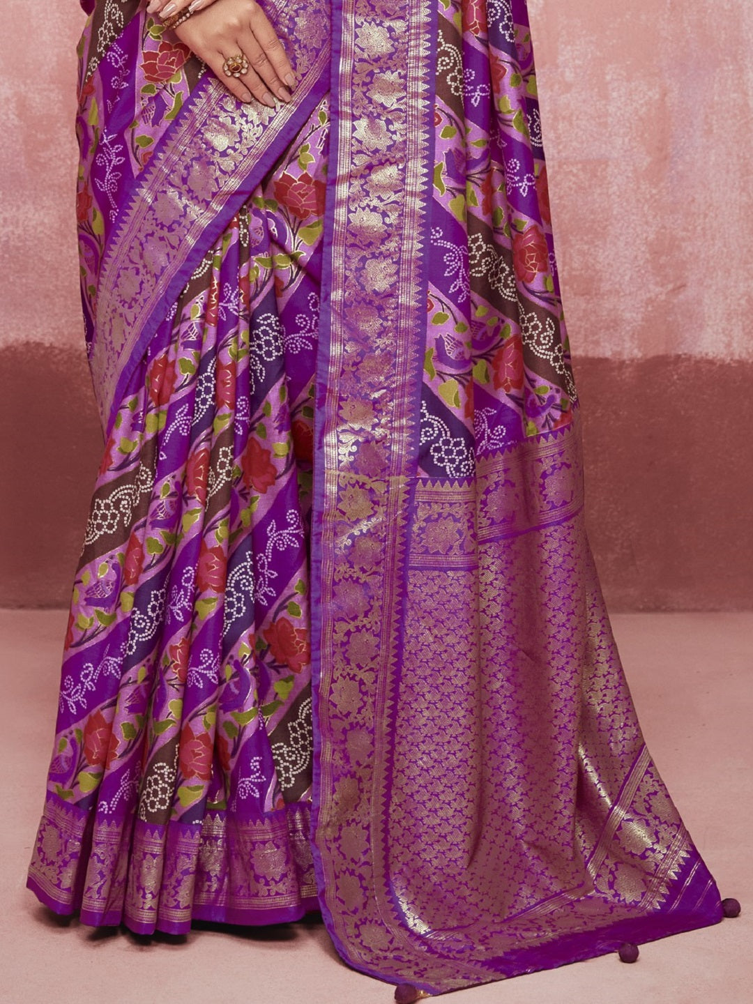 Leheriya &amp; Bandhej Printed Zari Border Silk Saree