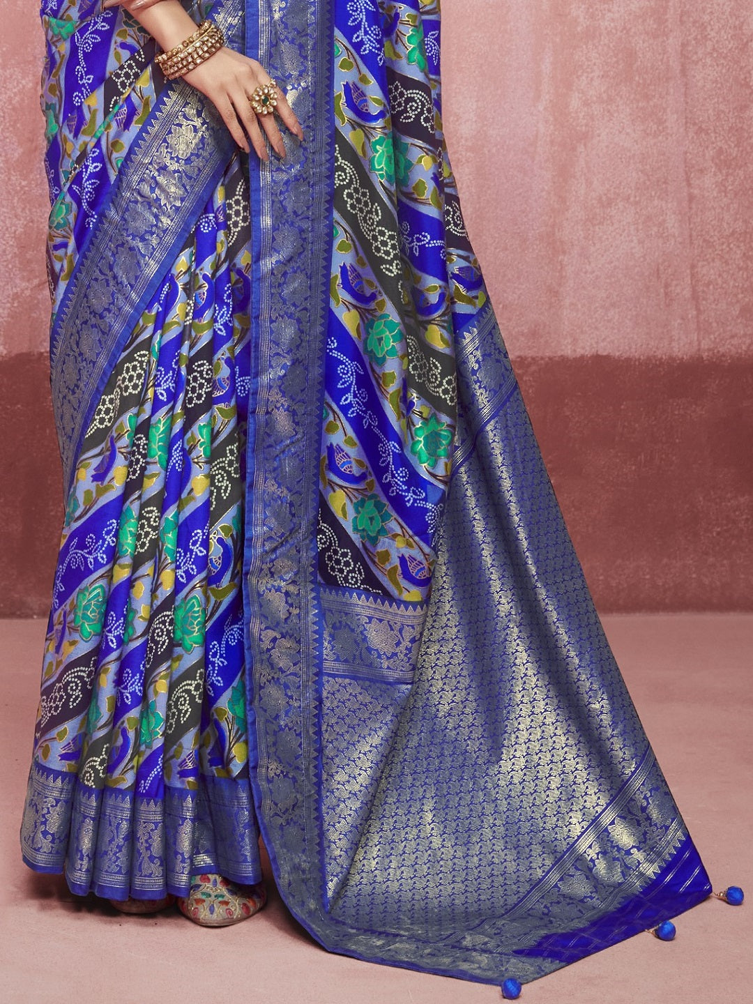 Leheriya &amp; Bandhej Printed Zari Border Silk Saree