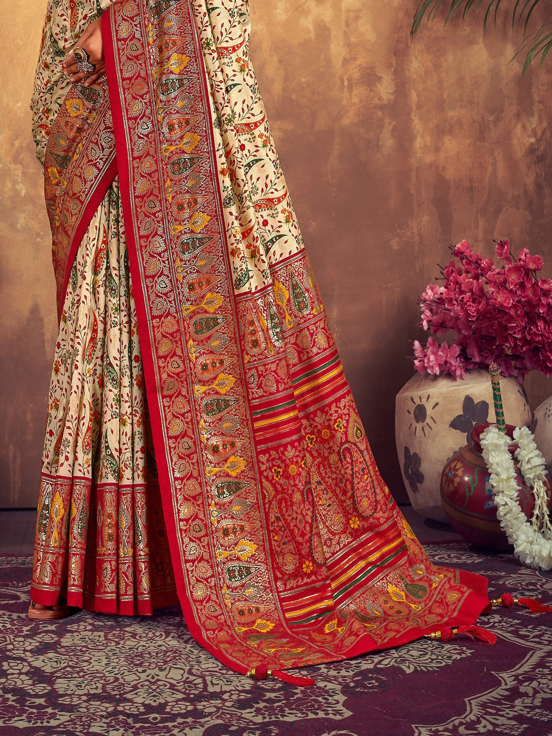 Red Paisley Printed Zari Border Dola Silk Saree
