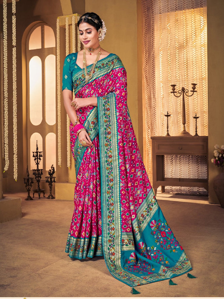 Magenta Ikat Motifs Print With Foil Border Saree