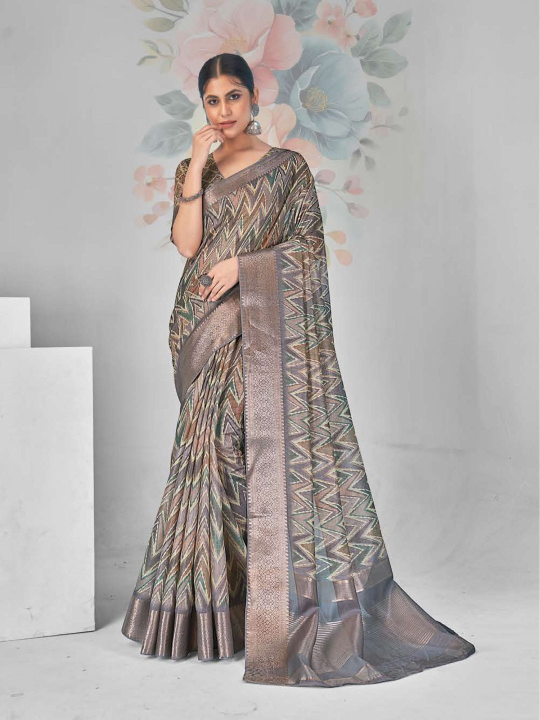 Grey Zig-Zag Print With Zari Border Cotton Saree
