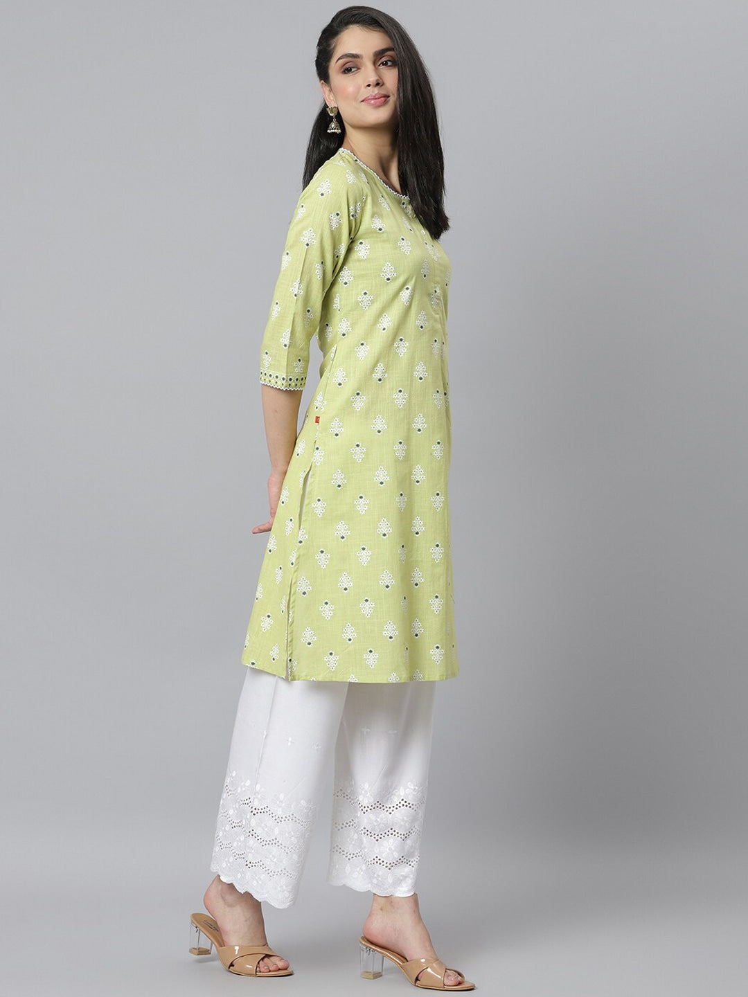 Women's Floral Printed Rayon Straight Kurta (Pre-Order)