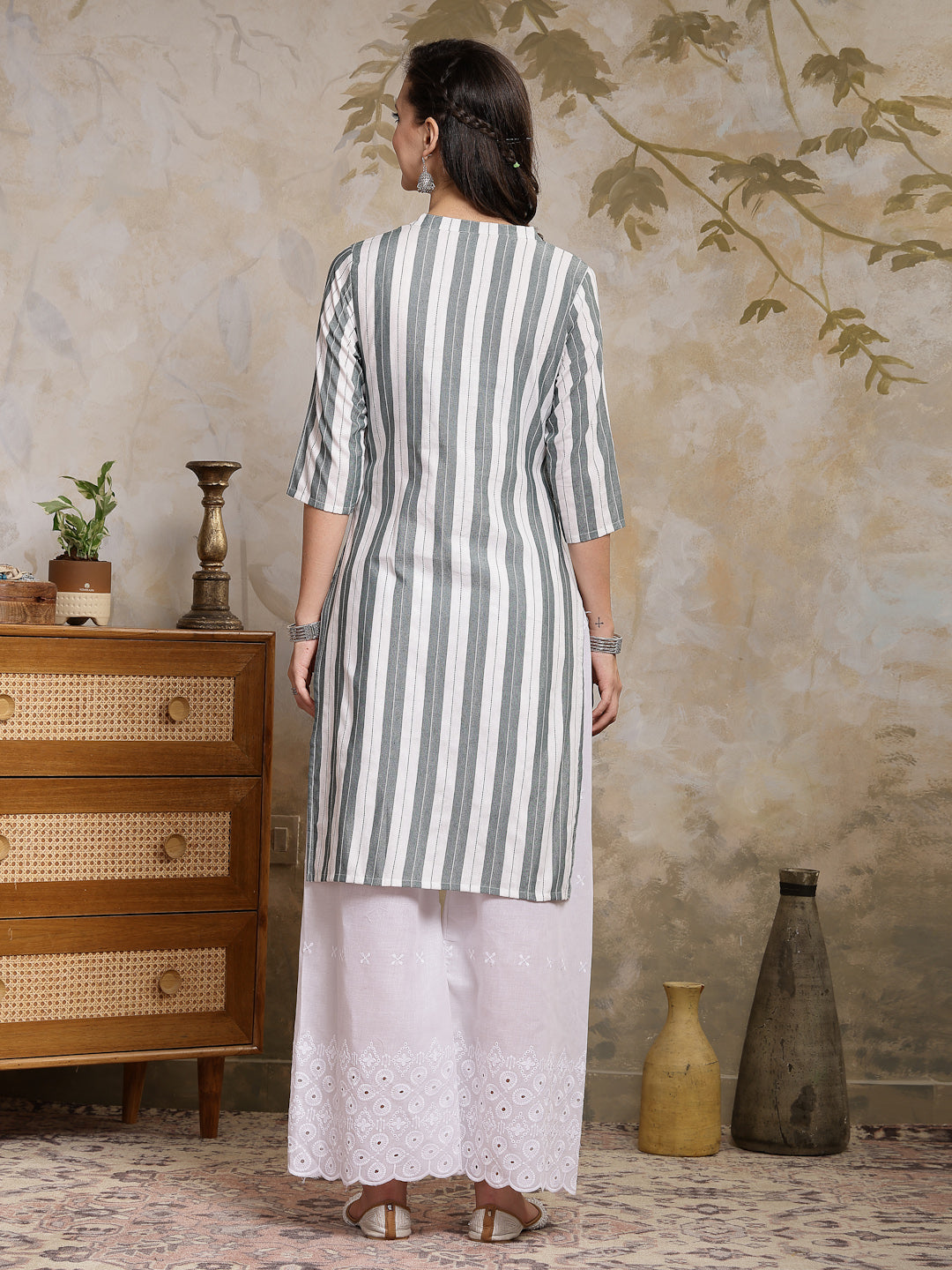 Self Designed Cotton Blend Straight Kurta