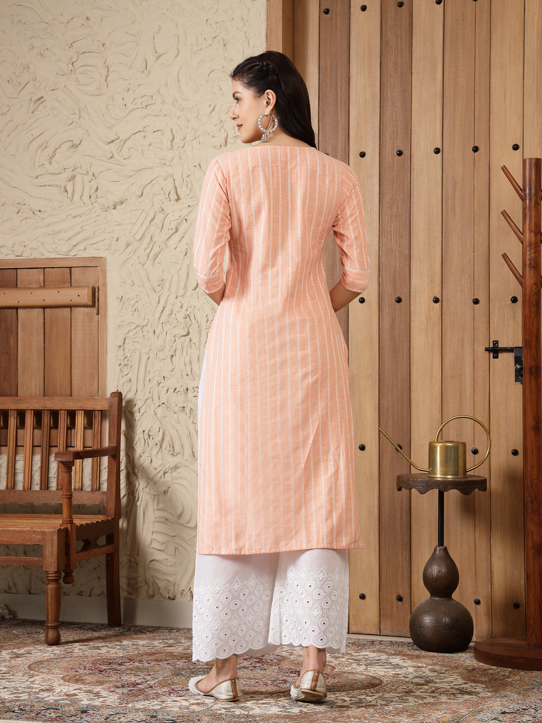 Woven Design Cotton Blend Straight Kurta