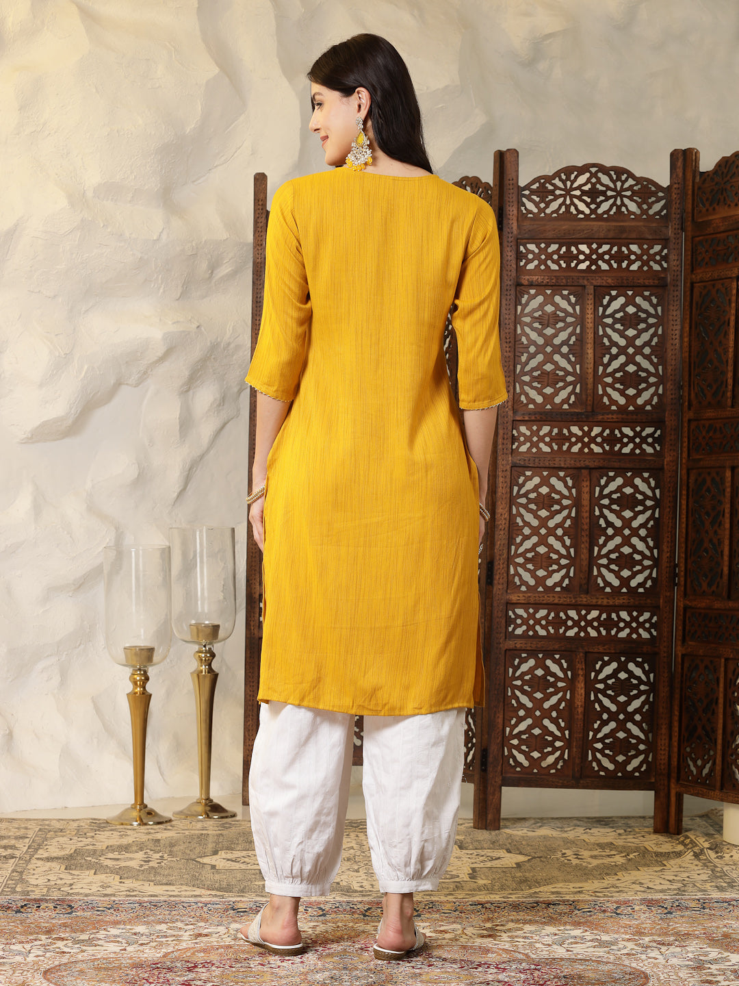 Solid &amp; Embroidered Cotton Blend Straight Kurta