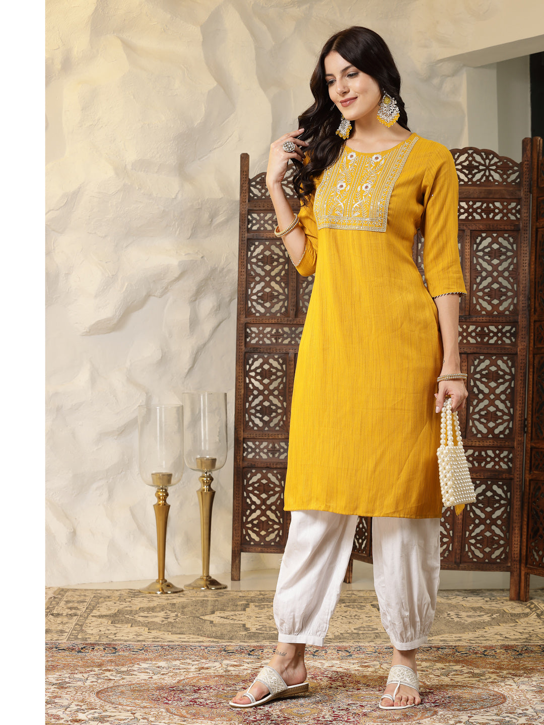 Solid &amp; Embroidered Cotton Blend Straight Kurta