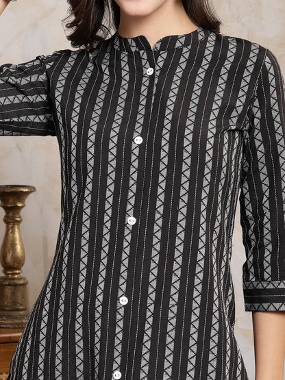 Self Designed Cotton Blend Straight Kurta (Pre-Order)