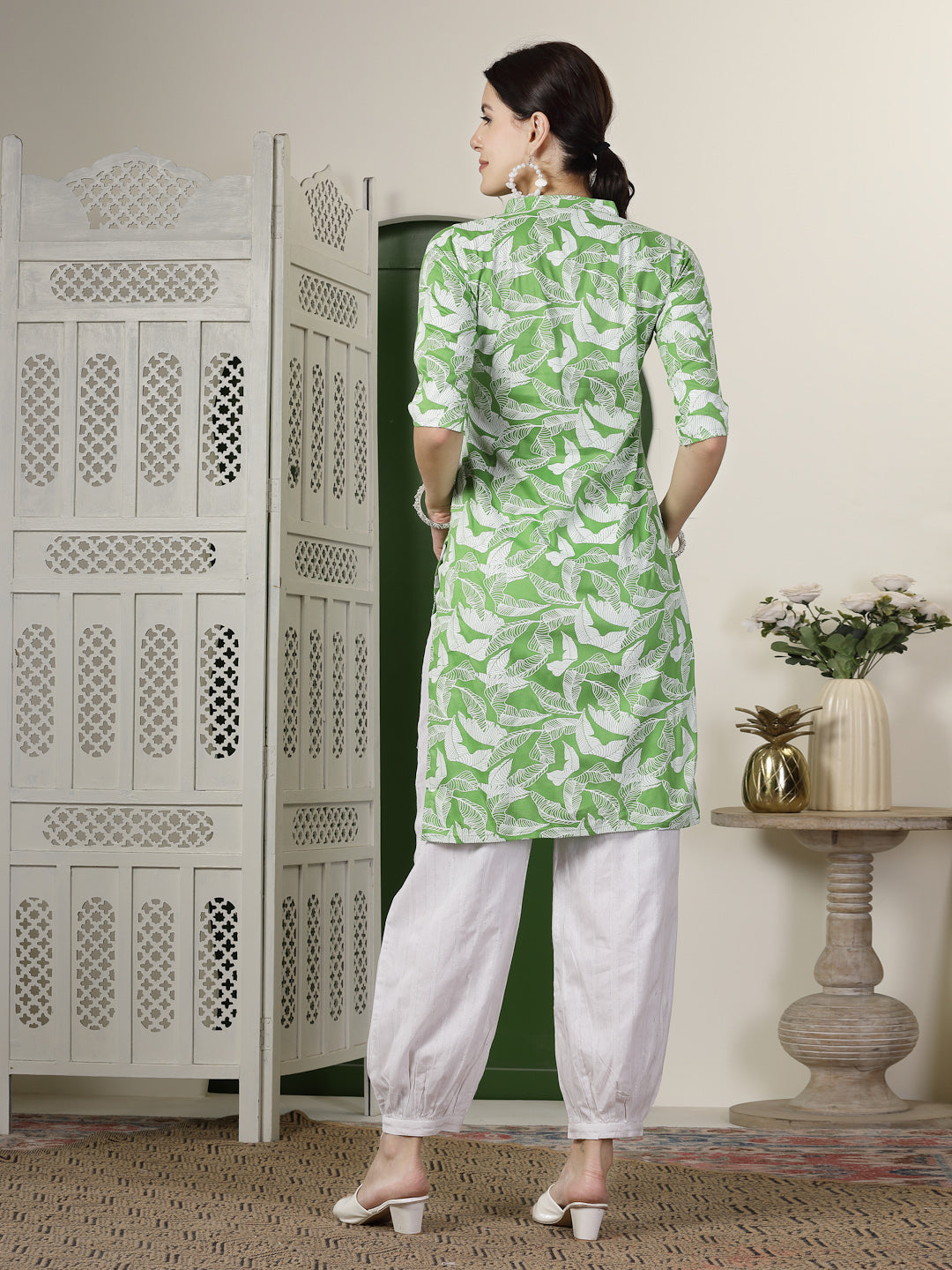 Paisley Printed Rayon Straight Kurta (Pre-Order)