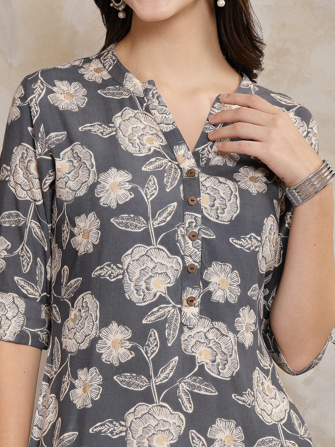 Grey Floral Printed Rayon Straight Kurta