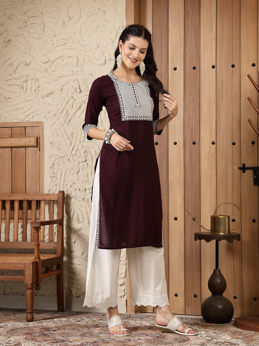 Wine Solid &amp; Embroidered Rayon Straight Kurta