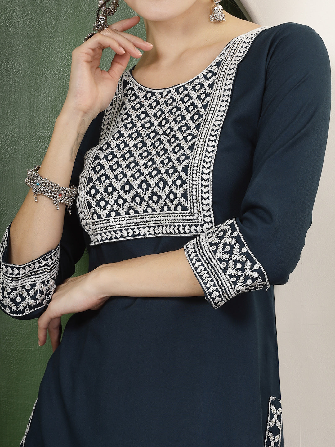 Teal Solid &amp; Embroidered Rayon Straight Kurta