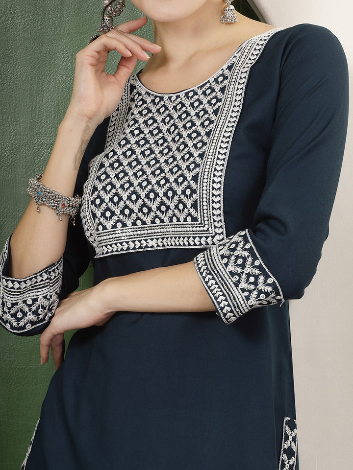 Teal Solid &amp; Embroidered Rayon Straight Kurta