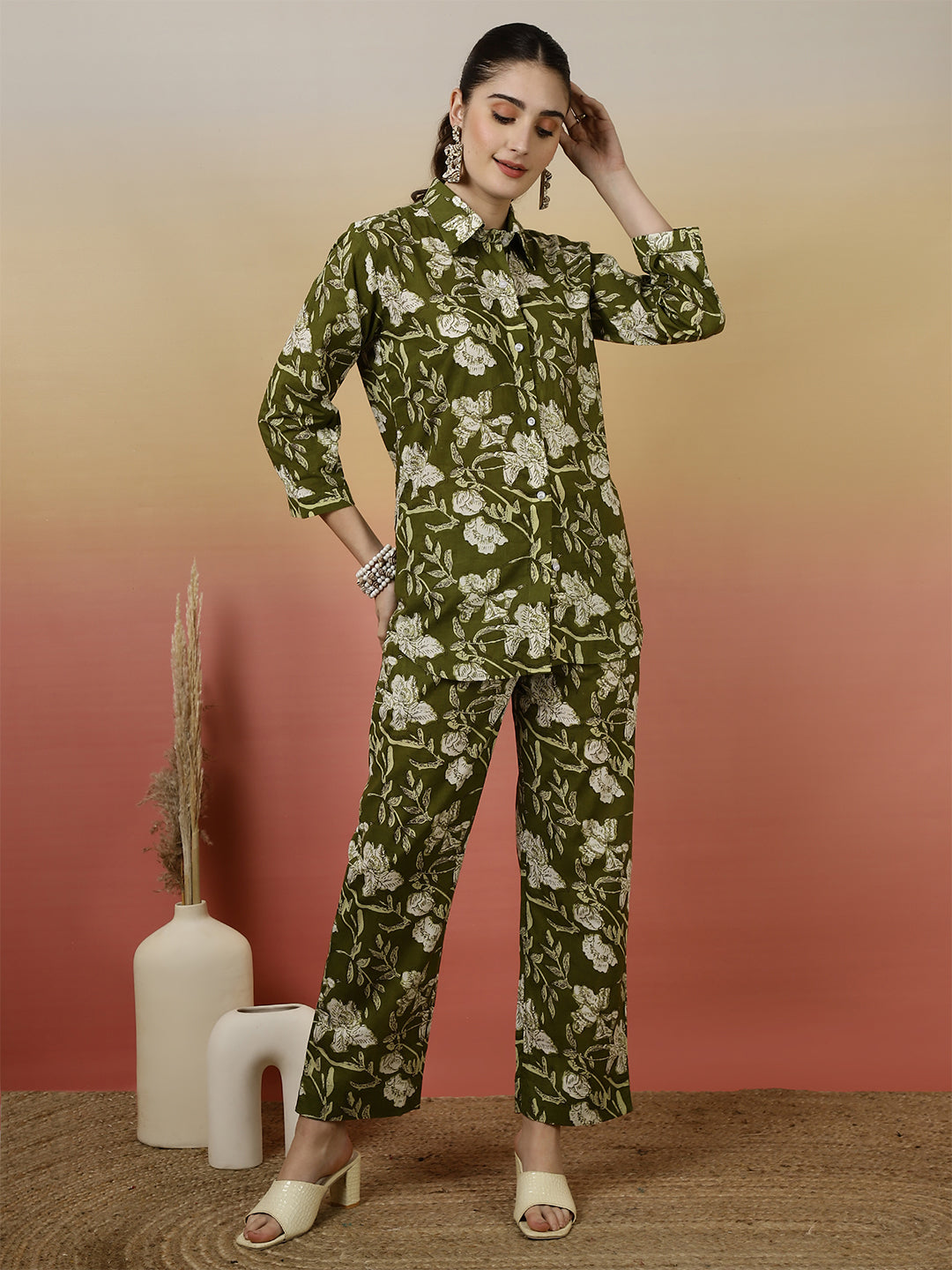 Women Cotton Printed Collar Neck Co-Ord Sets With Trousers