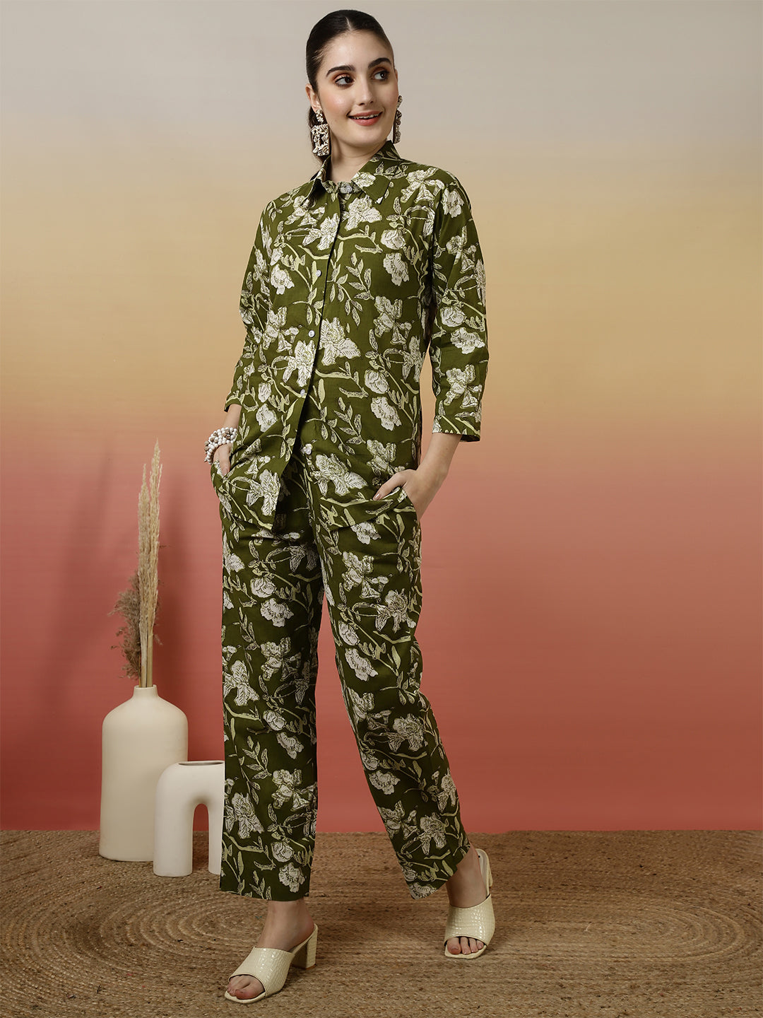 Women Cotton Printed Collar Neck Co-Ord Sets With Trousers