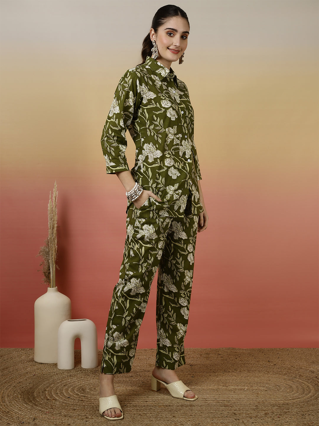 Women Cotton Printed Collar Neck Co-Ord Sets With Trousers