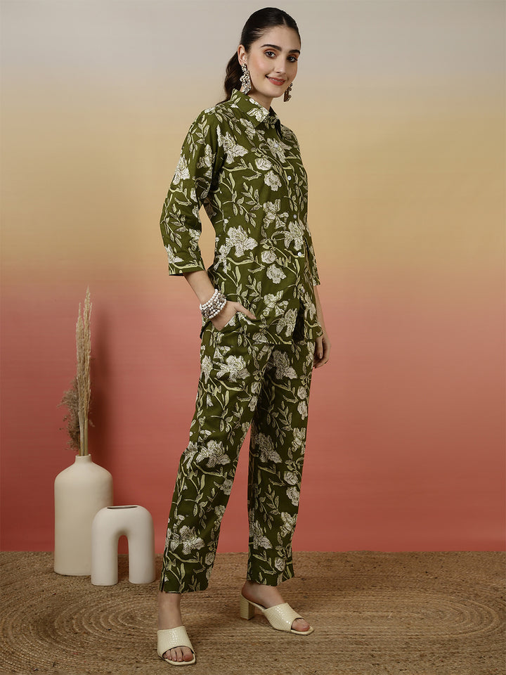 Women Cotton Printed Collar Neck Co-Ord Sets With Trousers