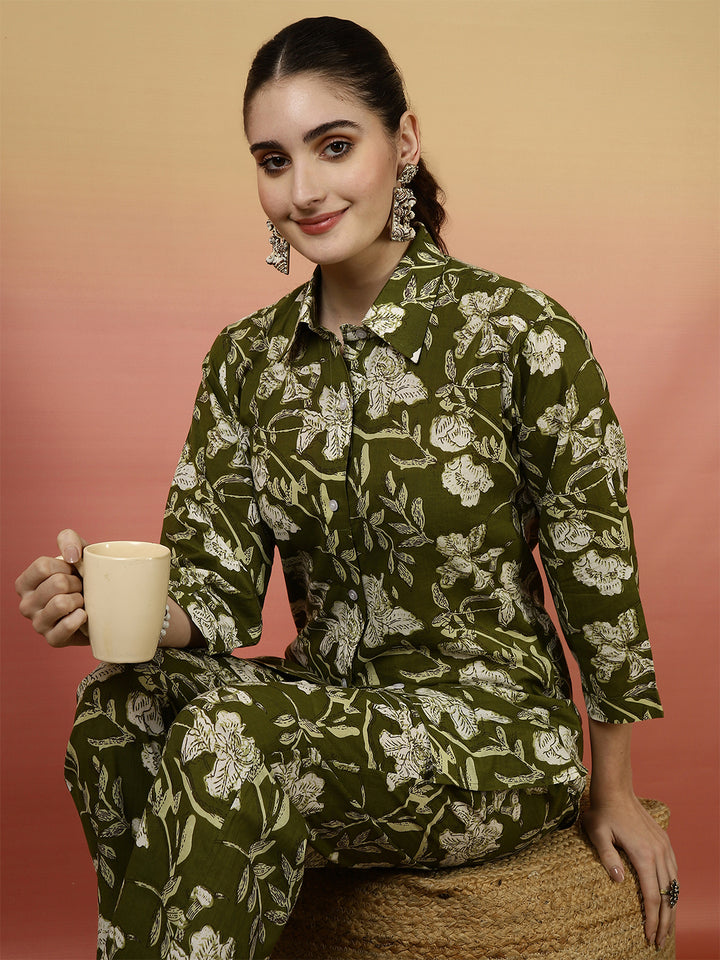 Women Cotton Printed Collar Neck Co-Ord Sets With Trousers