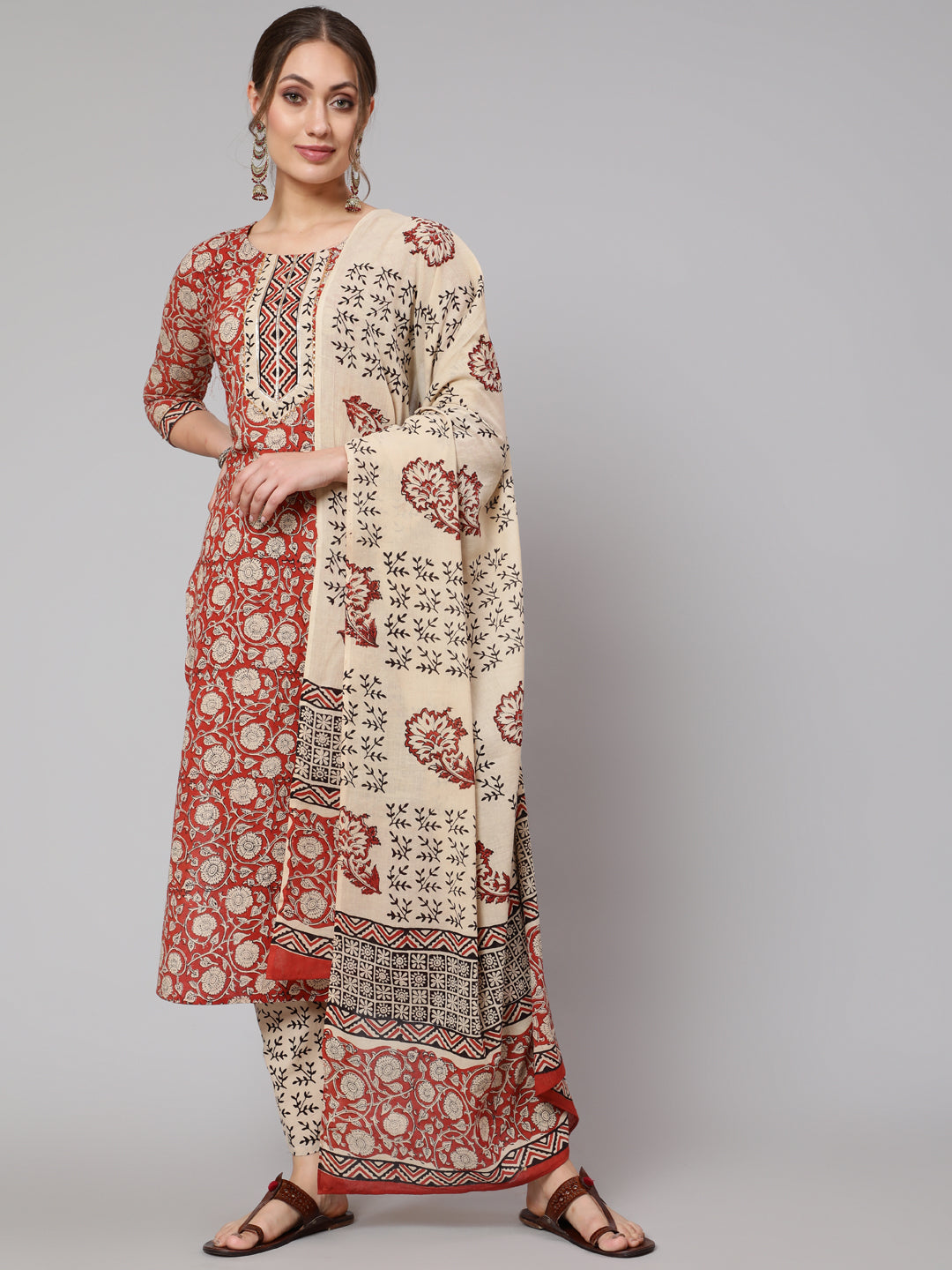 Cotton Maroon Calf Length Straight 3/4 Sleeve Round Neck Printed Kurta, Pants &amp; Cotton Dupatta
