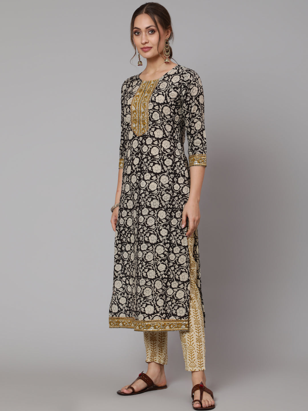 Cotton Black Calf Length Straight 3/4 Sleeve Round Neck Printed Kurta, Pants &amp; Cotton Dupatta