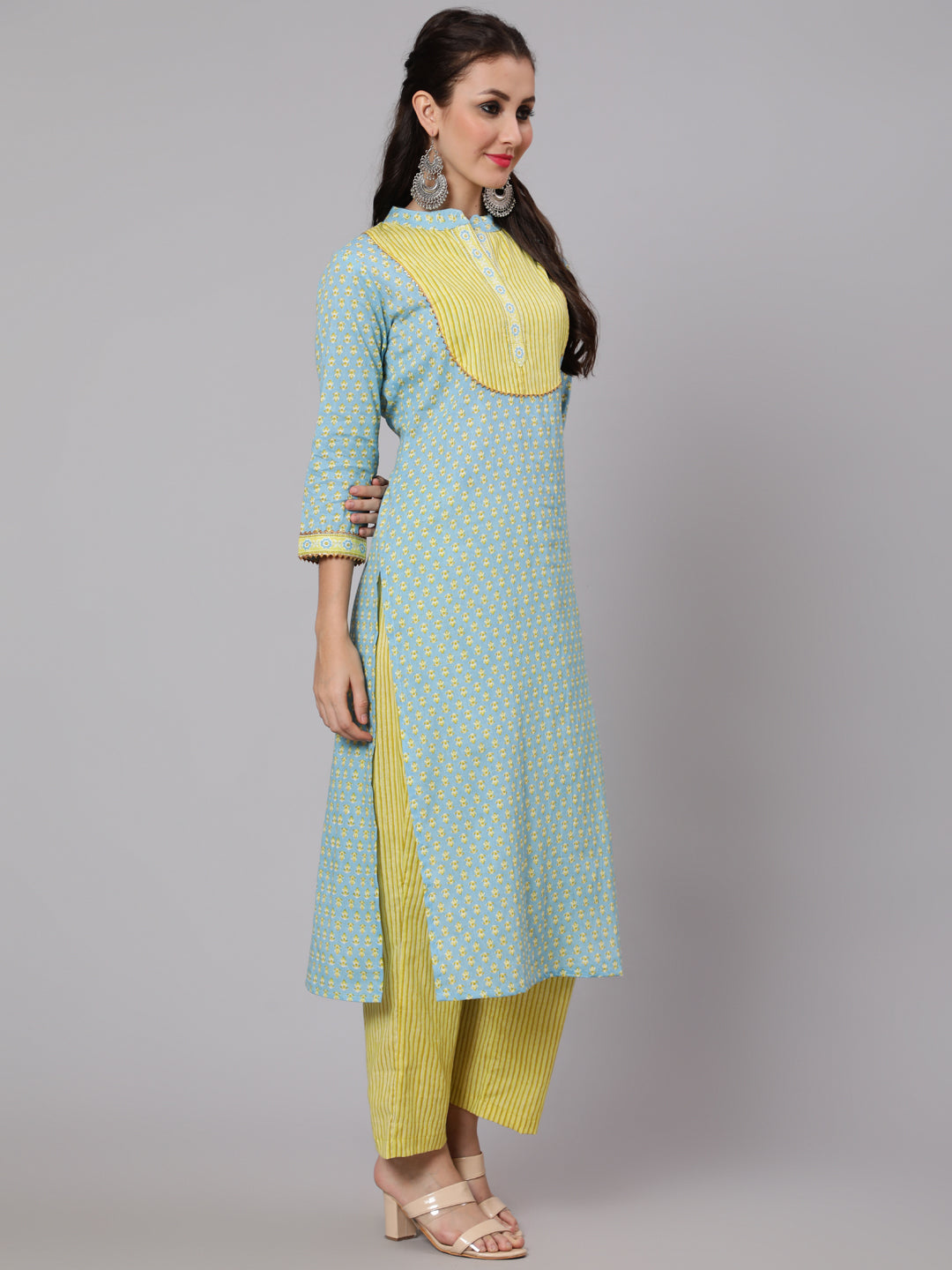 Printed Cotton Calf Length straight 3/4 Sleeve Round Neck Printed Kurta, Pants With Dupatta Set