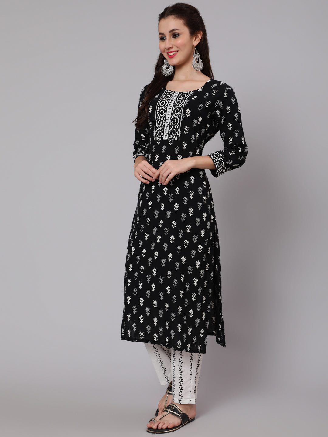 Printed Cotton Calf Length straight 3/4 Sleeve Round Neck Printed Kurta, Pants With Dupatta Set