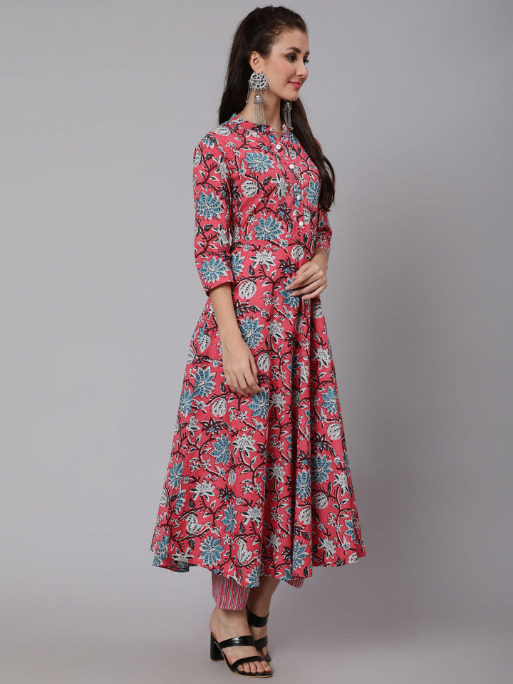 Printed Cotton Calf Length straight 3/4 Sleeve Round Neck Printed Kurta, Pants Set