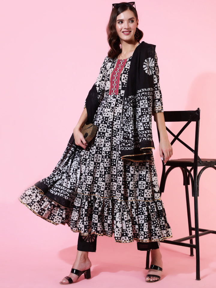 Rayon Printed Embroidered Ankle Length Flared 3/4 Sleeve Round Neck Kurta, Pants With Dupatta Set