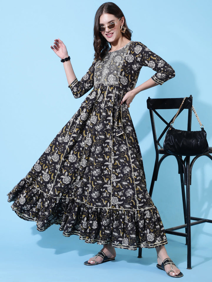 Rayon Embroidered Ankle Length Flared 3/4 Sleeve Round Neck Kurta