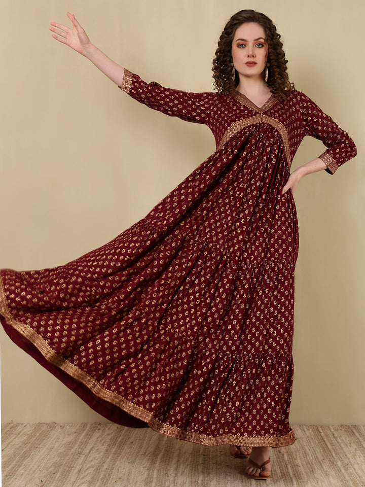 Rayon Printed Ankle Length 3/4 Sleeve V-Neck Alia Cut Tiered Kurta