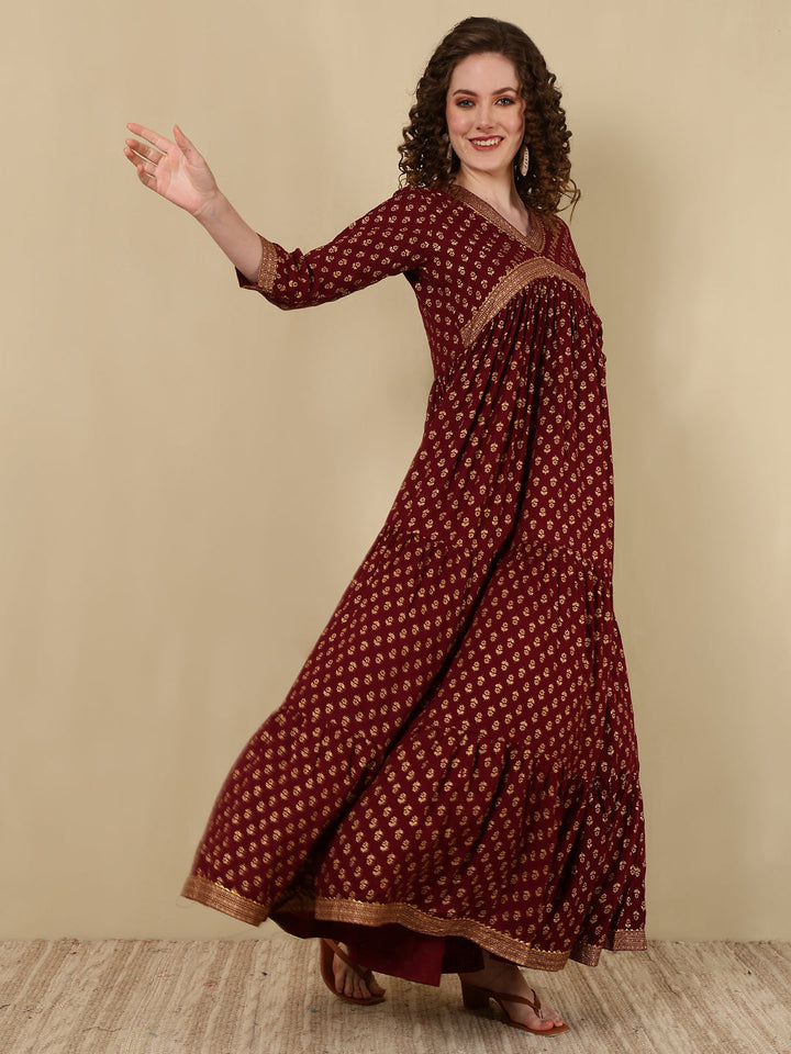 Rayon Printed Ankle Length 3/4 Sleeve V-Neck Alia Cut Tiered Kurta