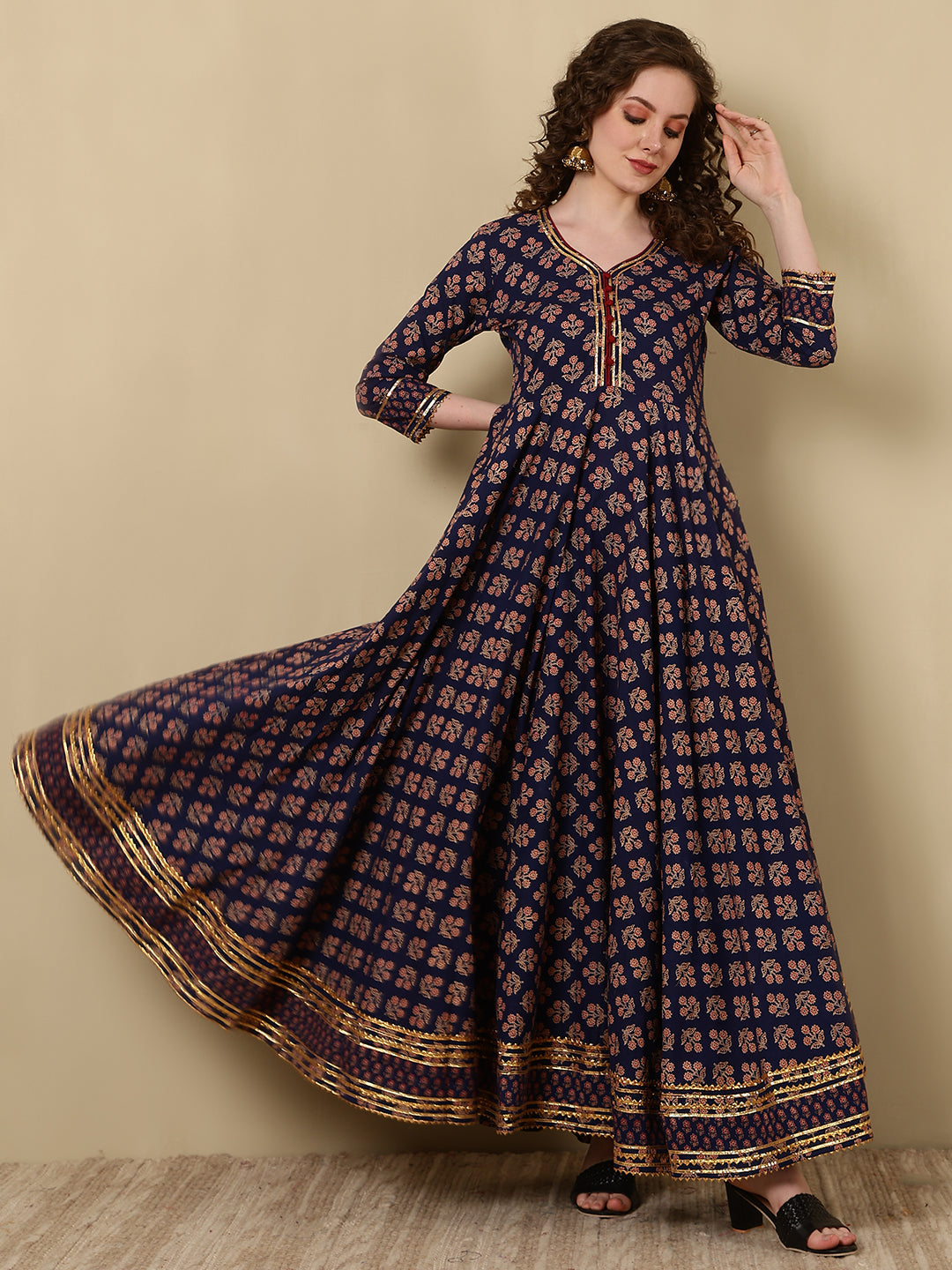 Cotton Printed Ankle Length 3/4 Sleeve V-Neck Anarkali Kurta