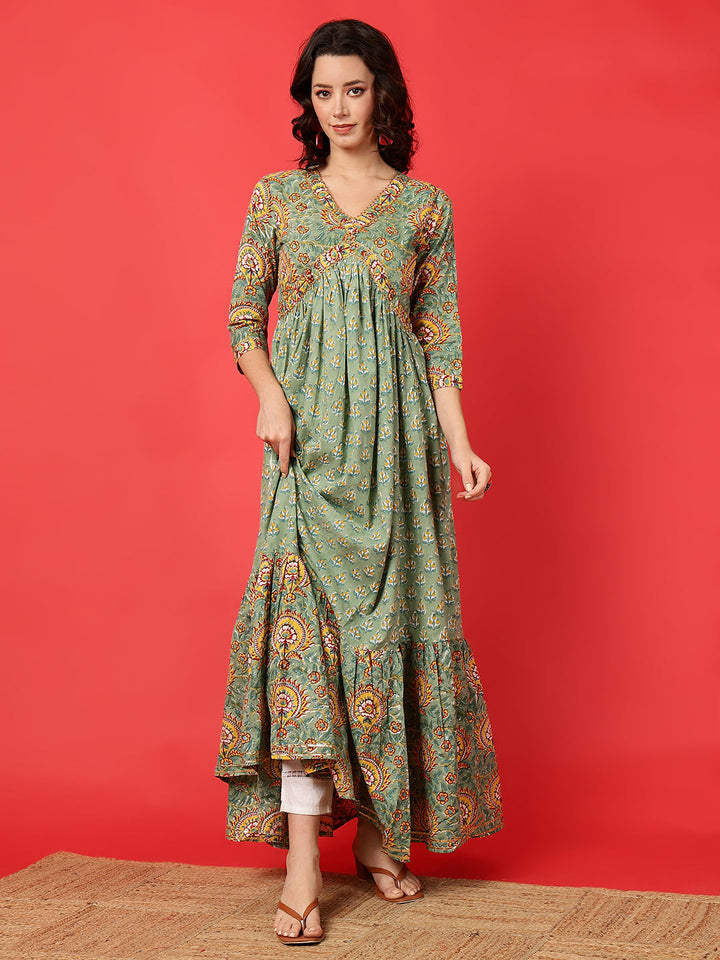 Rayon Printed Ankle Length 3/4 Sleeve V-Neck Alia Cut Tiered Kurta
