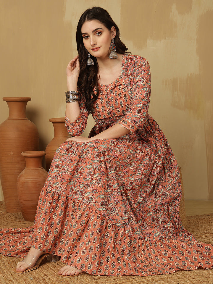 Women Cotton Printed Ankle Length Round Neck Tiered Kurta