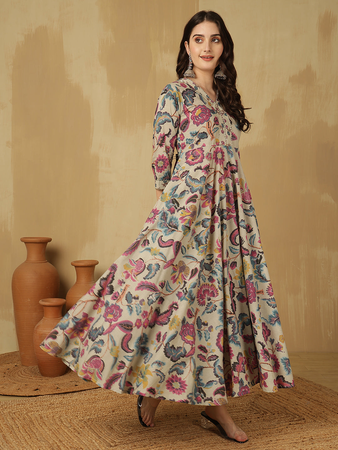 Women Cotton Printed Ankle Length V-Neck Tiered Kurta