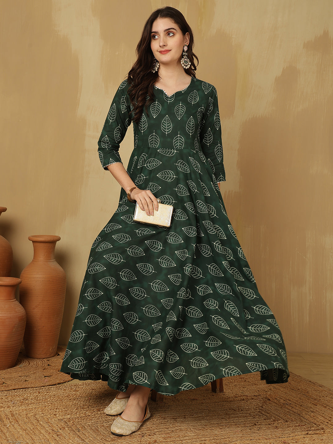 Women Cotton Printed Ankle Length V-Neck Anarkali Kurta