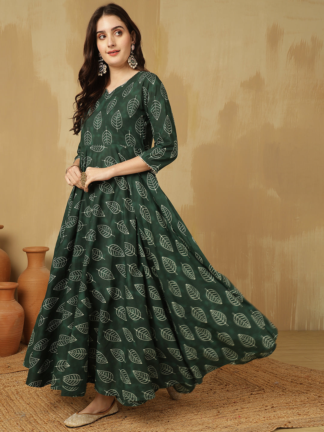 Women Cotton Printed Ankle Length V-Neck Anarkali Kurta