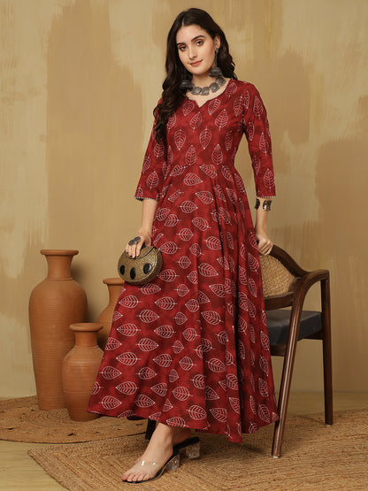 Women Cotton Printed Ankle Length V-Neck Anarkali Kurta