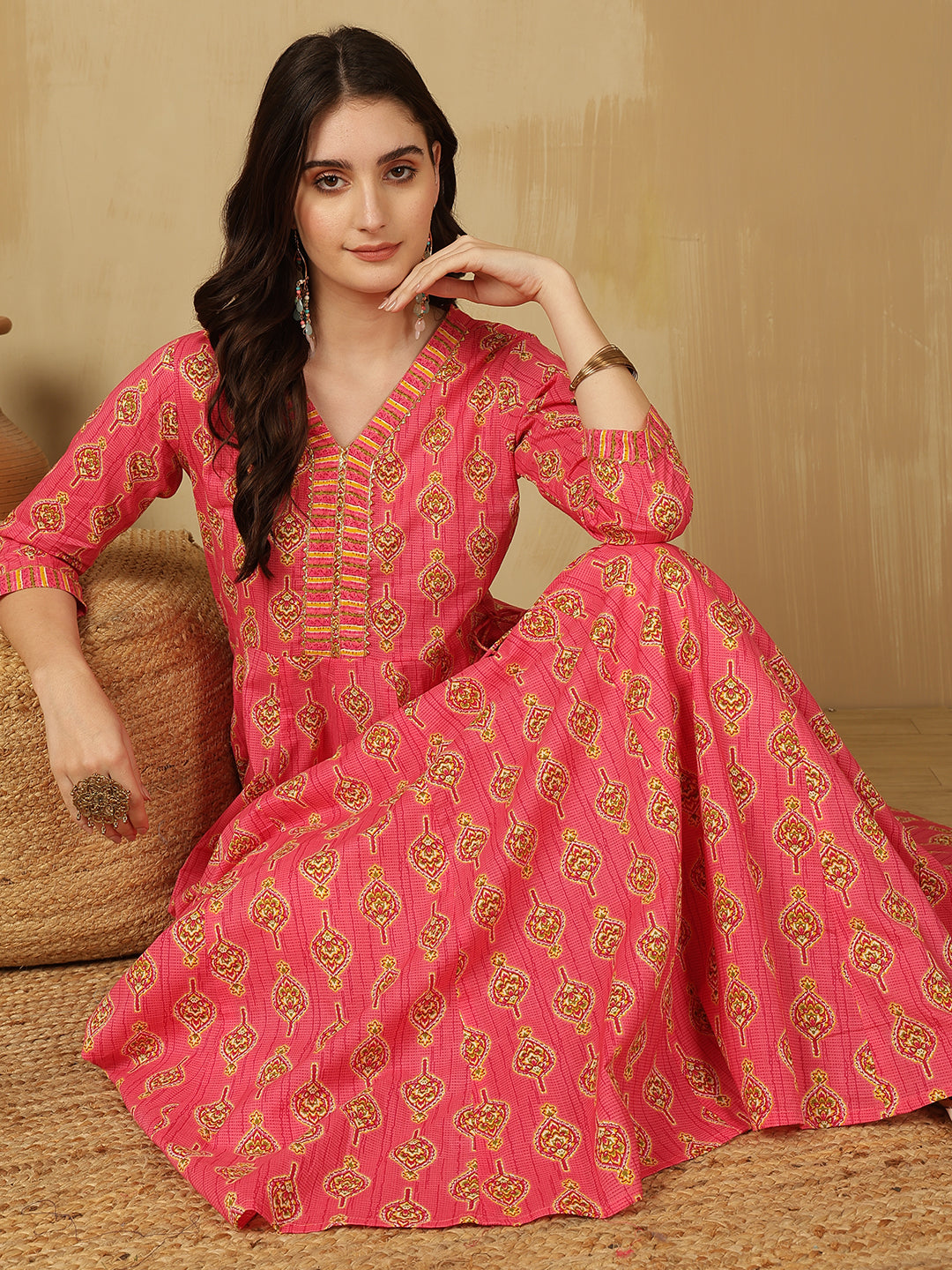Women Cotton Printed Ankle Length V-Neck Anarkali Kurta